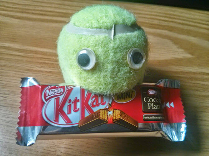 Ball-kun_testet_Android_KitKat_hihi