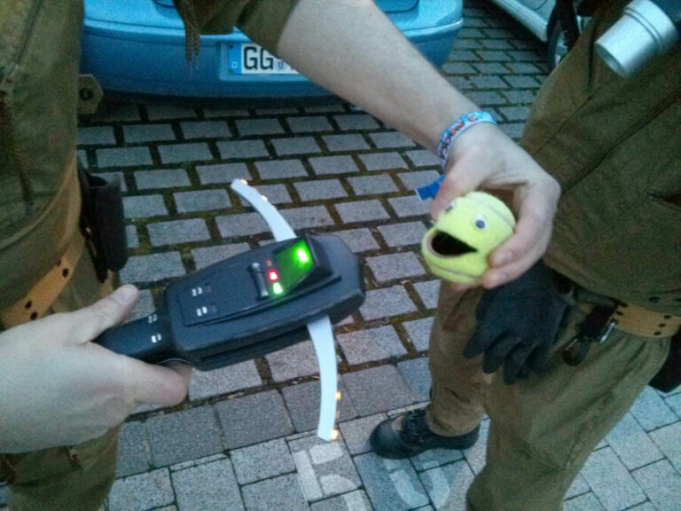 Das PKE-Meter schlägt aus - ist Ball-kun ein Gespenst?!